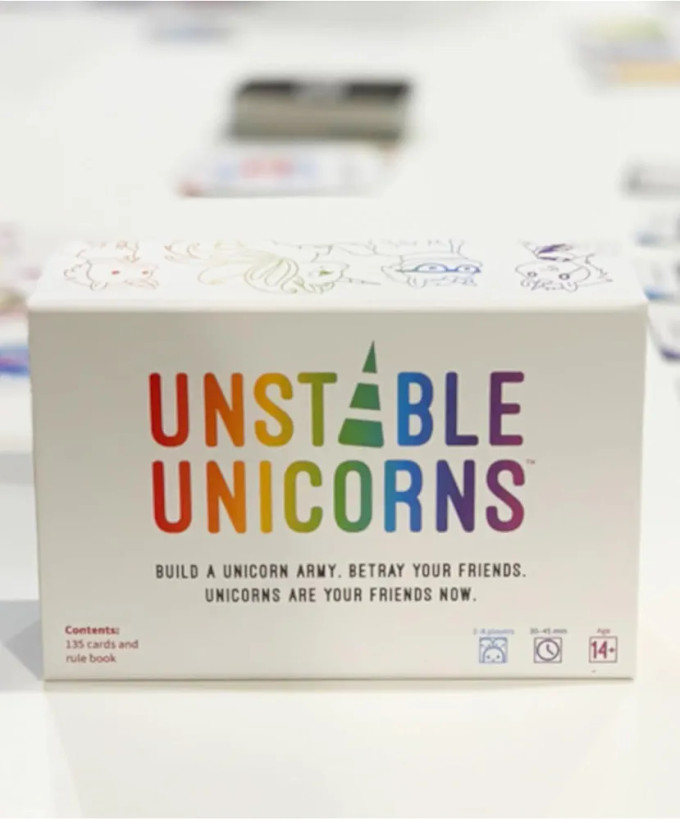 بازی کارتی آنستبل یونیکورنز | Unstable Unicorns | بازی استراتژیک و رقابتی