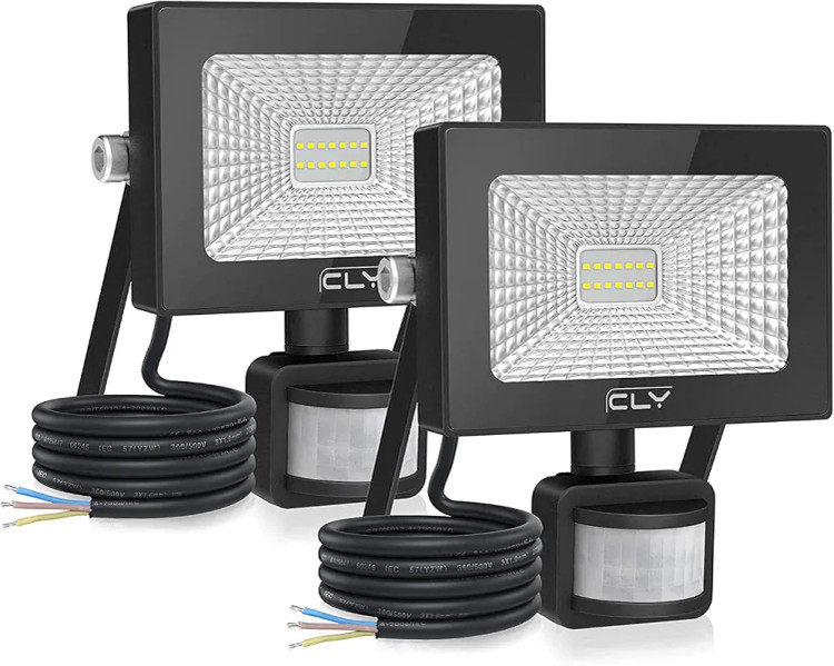 پروژکتور LED فضای باز ۱۰ وات CLY با سنسور حرکتی، نور ۸۵۰ لومن و استاندارد ضدآب IP66